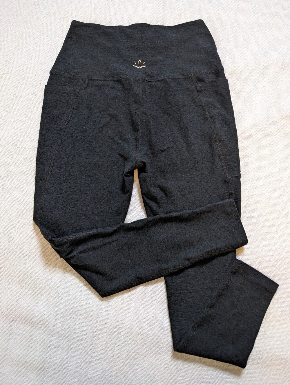 Beyond Yoga Women’s Gray Size M Pull-On High-Waist Stretch Leggings